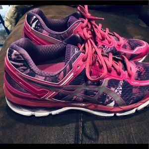 Women’s ASICS Running Shoes